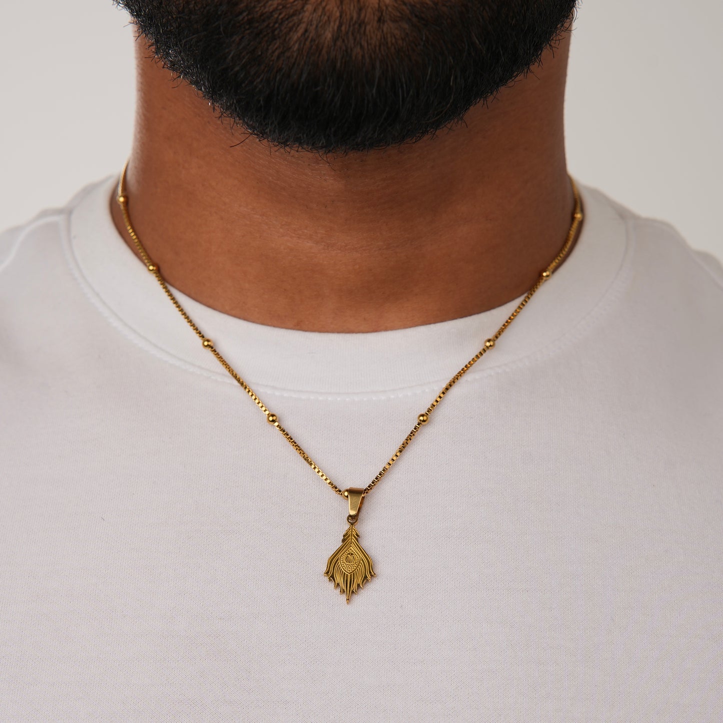 PEACOCK FEATHER NECKLACE GLD