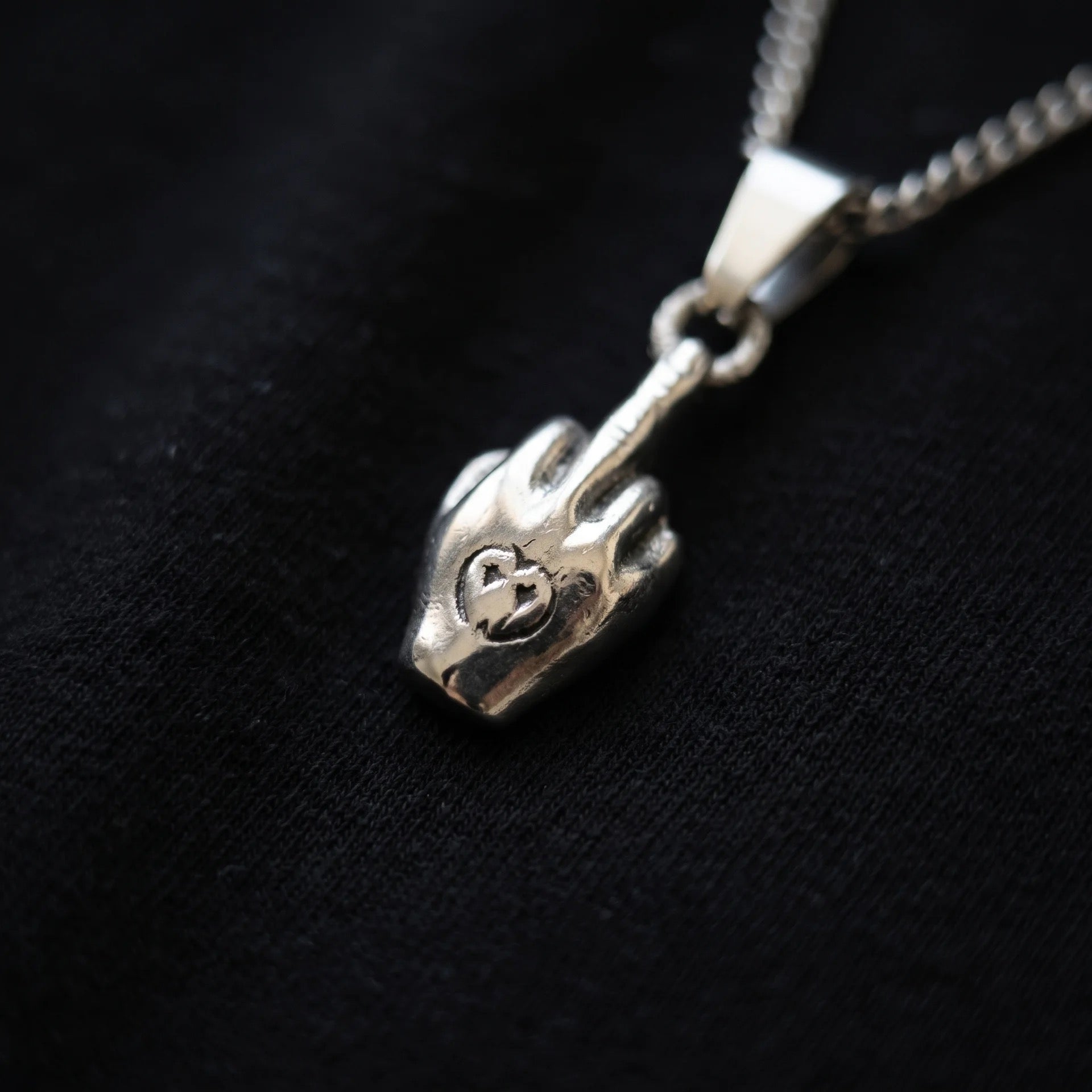 Middle finger Silver