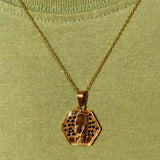 Sapphire King Farouk gold
