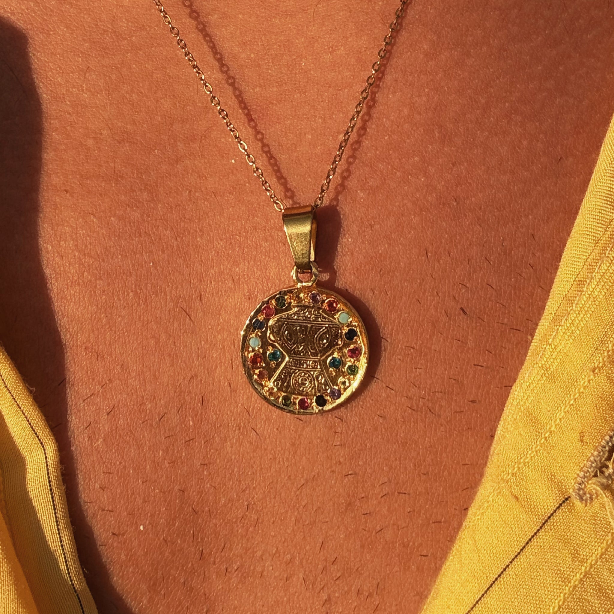 Gemstone Lantern gold