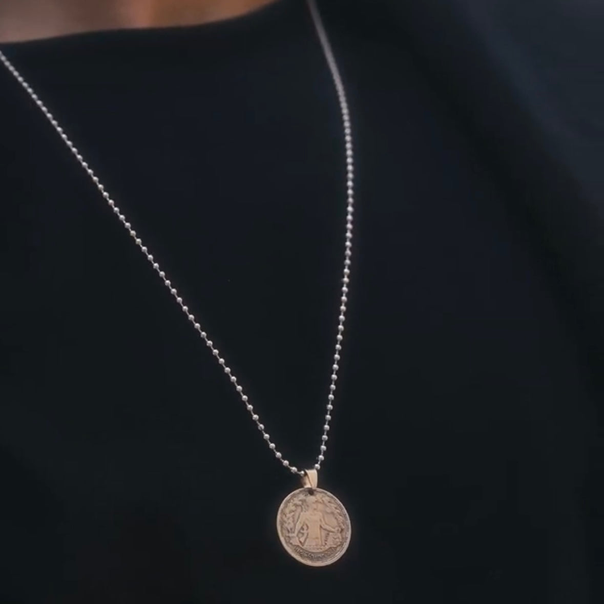 Gondy Necklace Silver