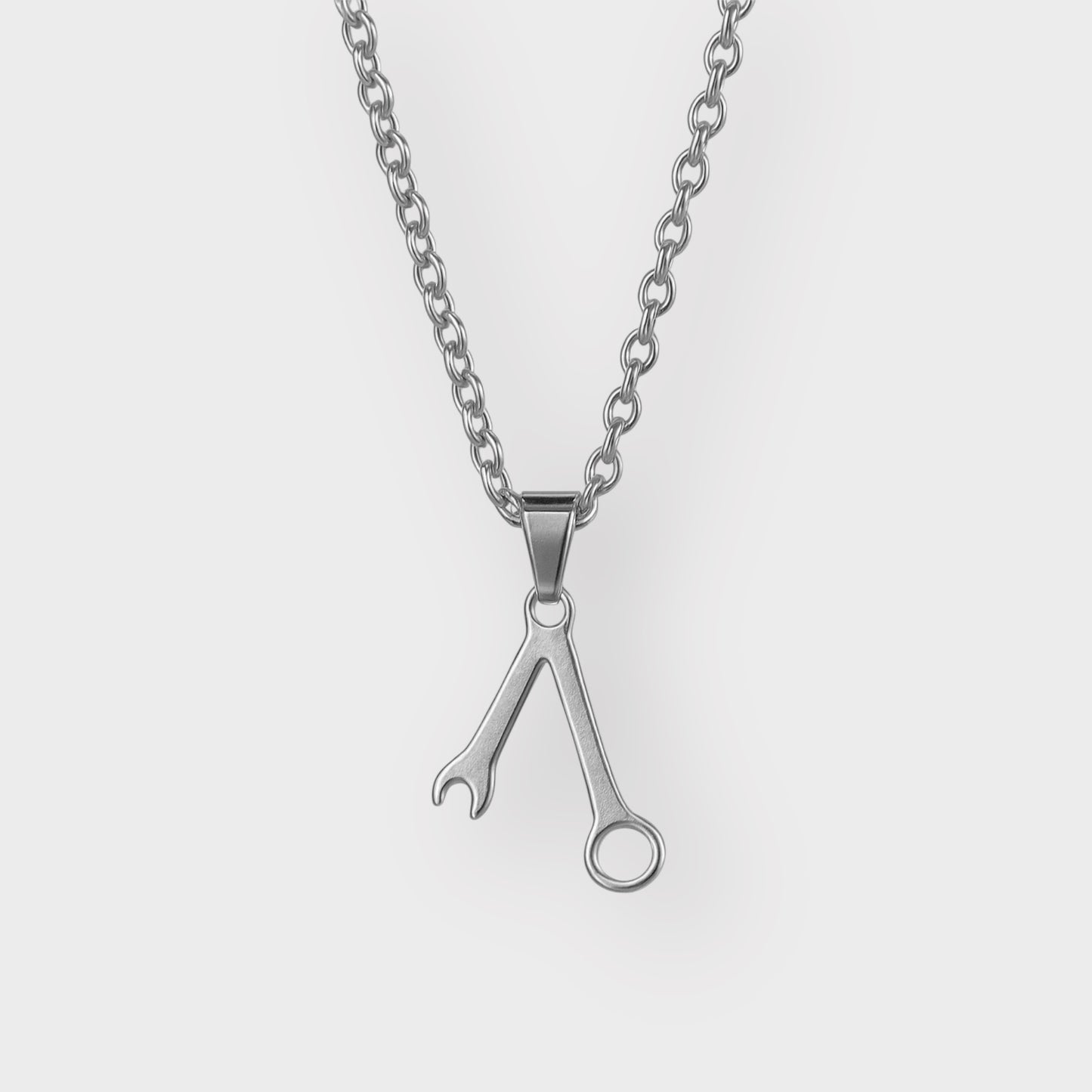 WRENCH NECKLACE SLVR