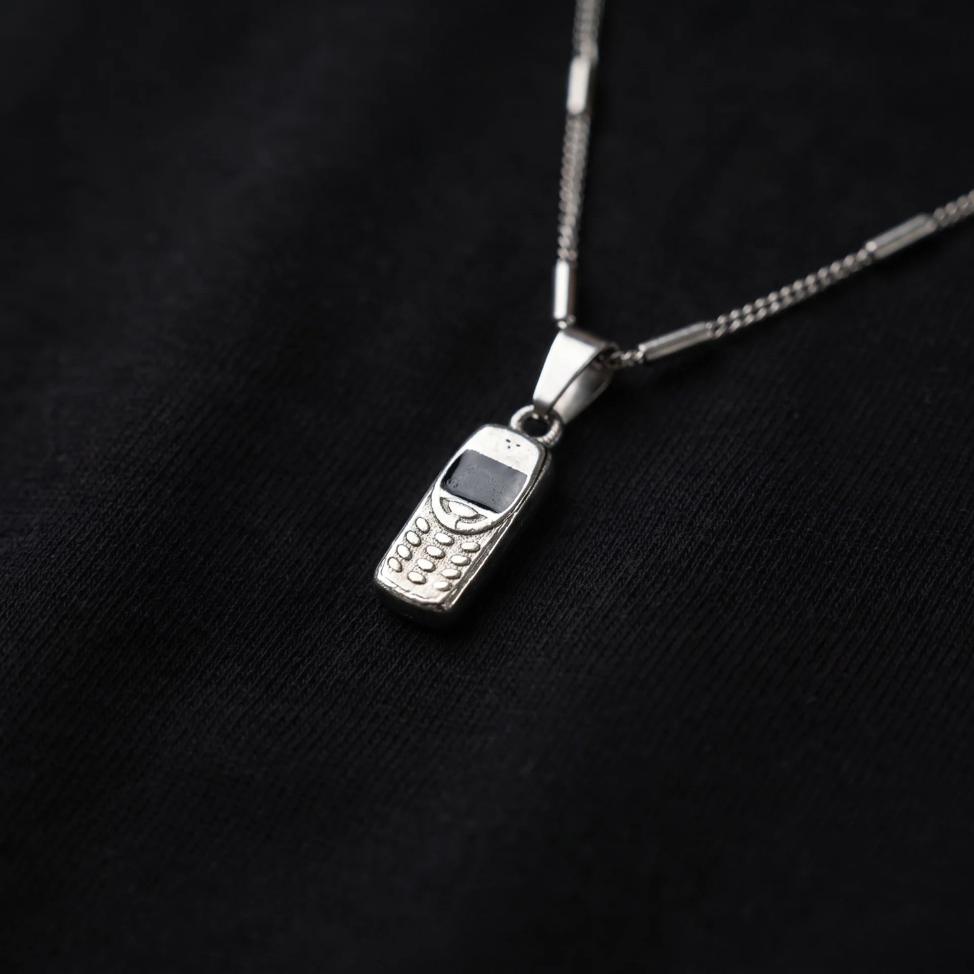 Retro phone Silver
