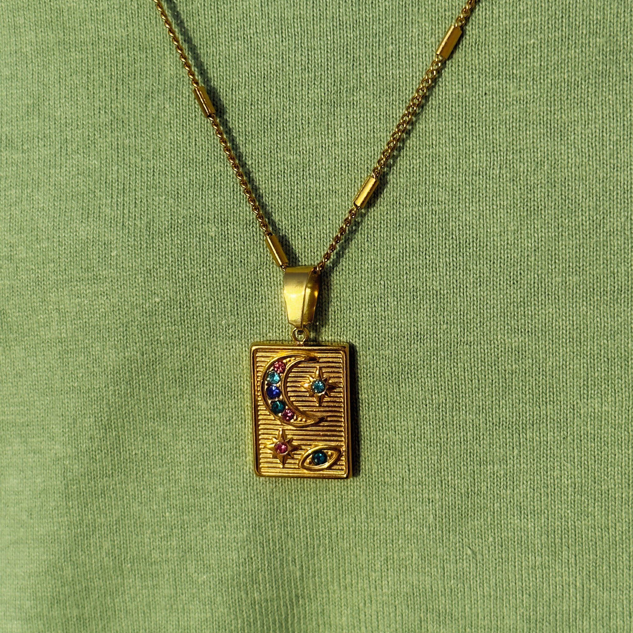 Rose Crescent gold