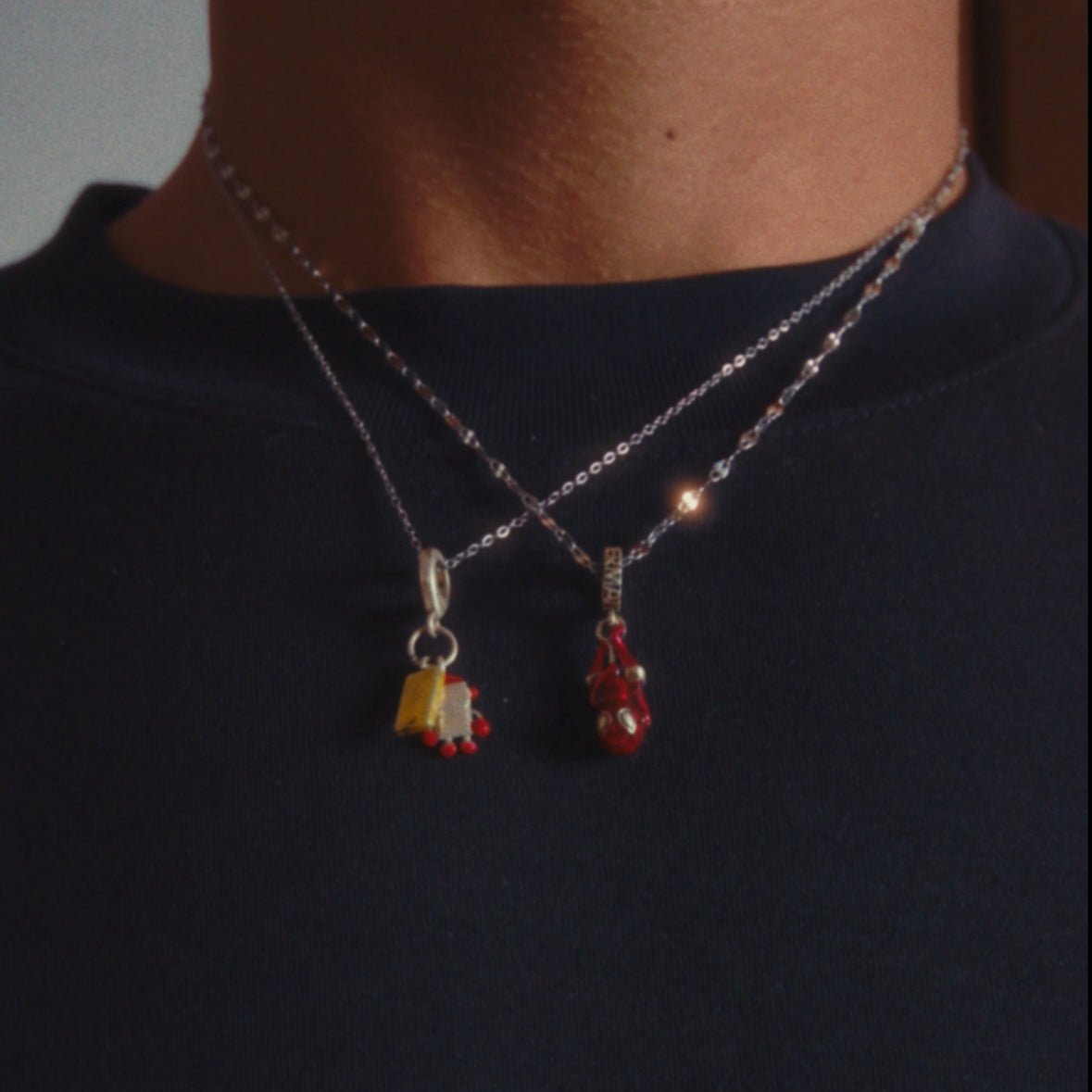 Hanging Spidey Necklace Silver