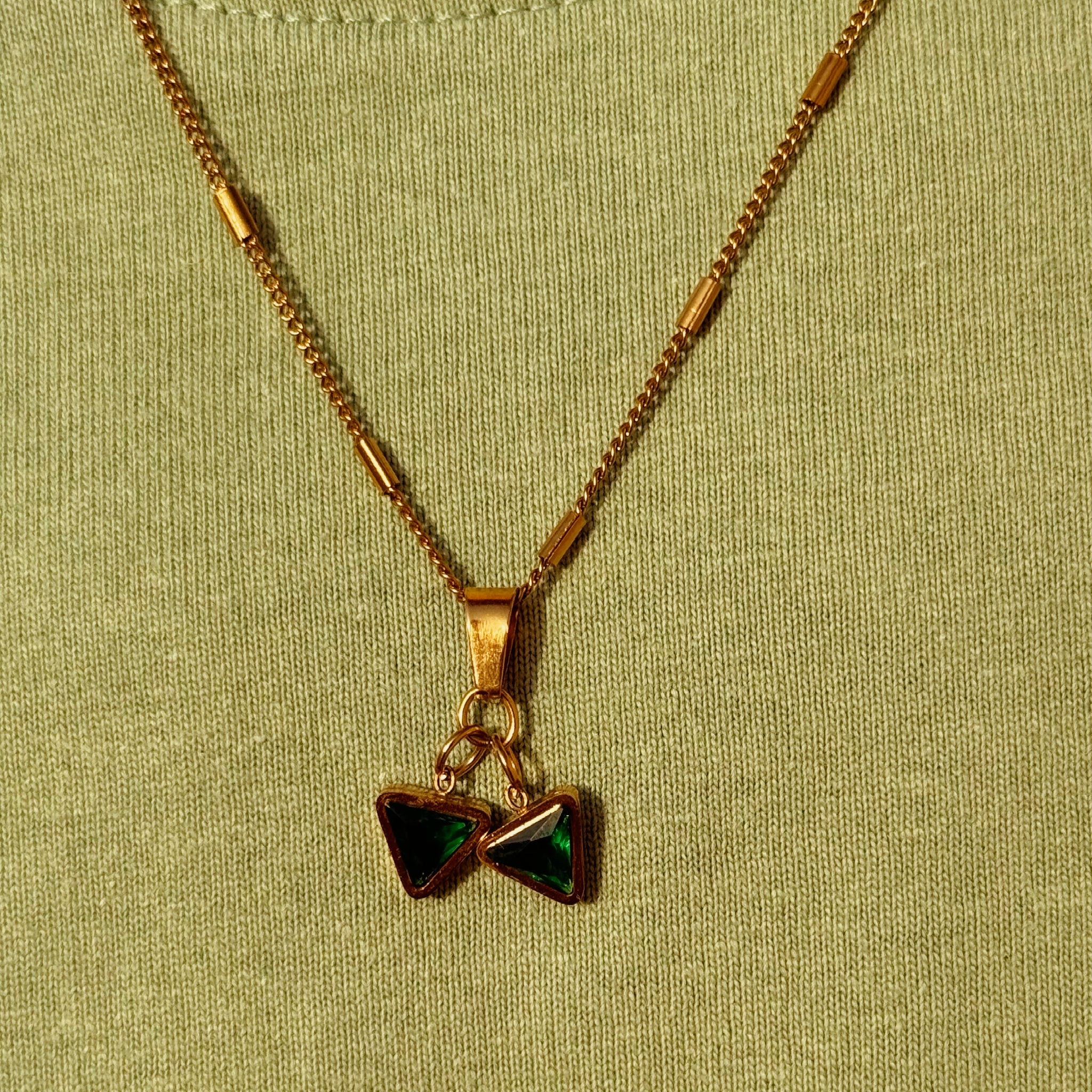 Emerald Twin gold