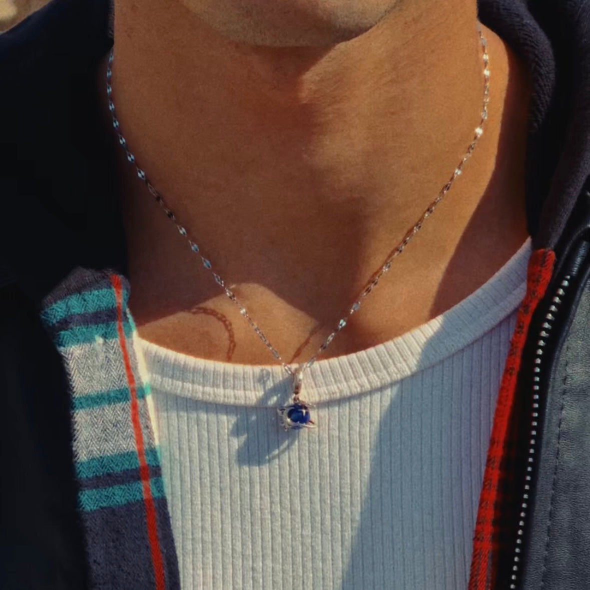 Broken Planet Necklace Silver